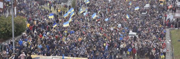 В Киеве против особого статуса Донбасса