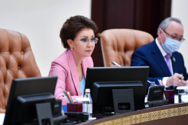 Дарига Назарбаева предложила оставить армию в городах
