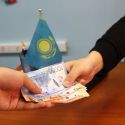 64 казахстанца, сообщившие о коррупционных правонарушениях, получили 10 миллионов тенге