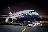 Boeing начинает испытания 737 Max