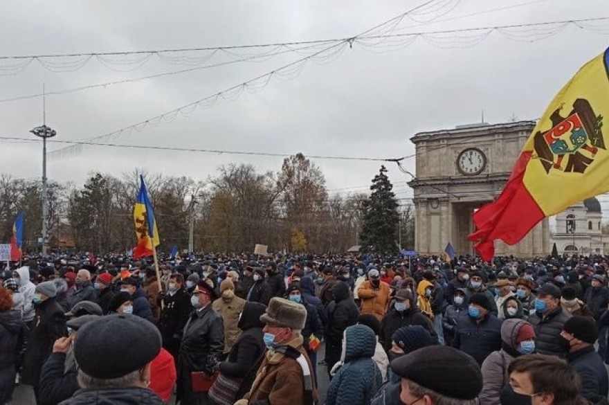 В Молдове прошёл антиправительственный митинг во главе с Санду