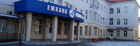 Медикам в Талдыкоргане грозят увольнением за отказ вакцинироваться