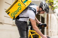 Glovo увеличит социальные гарантии и льготы для курьеров