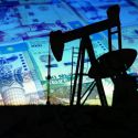 Колебания в нефти привели к снижению тенге