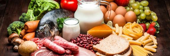 Казахстанцы могут сообщать о завышенных ценах на продукты - эксперты