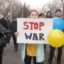 В Алматы начался митинг против военных действий на Украине