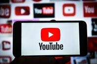 YouTube ресейлік медиа арналарды бұғаттай бастады