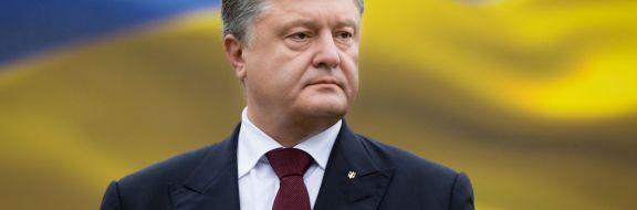 Порошенко пригласил Байдена в Украину и призвал усилить санкции против России